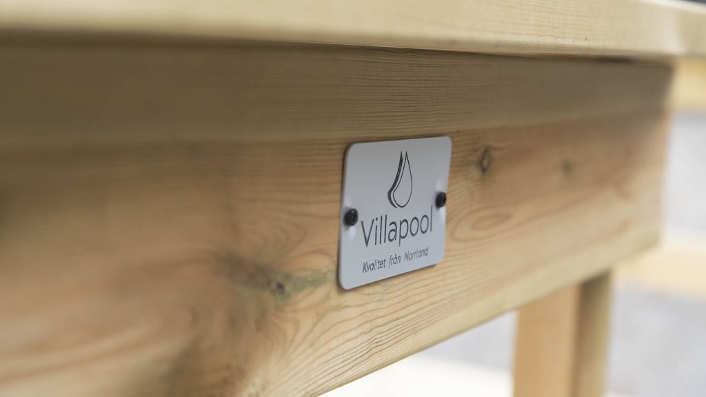Villapool skylt räcke