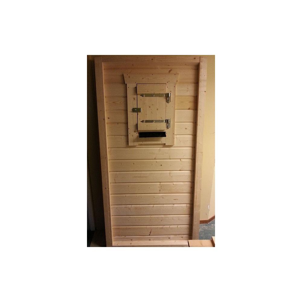 Täcklucka lågfönster stängd