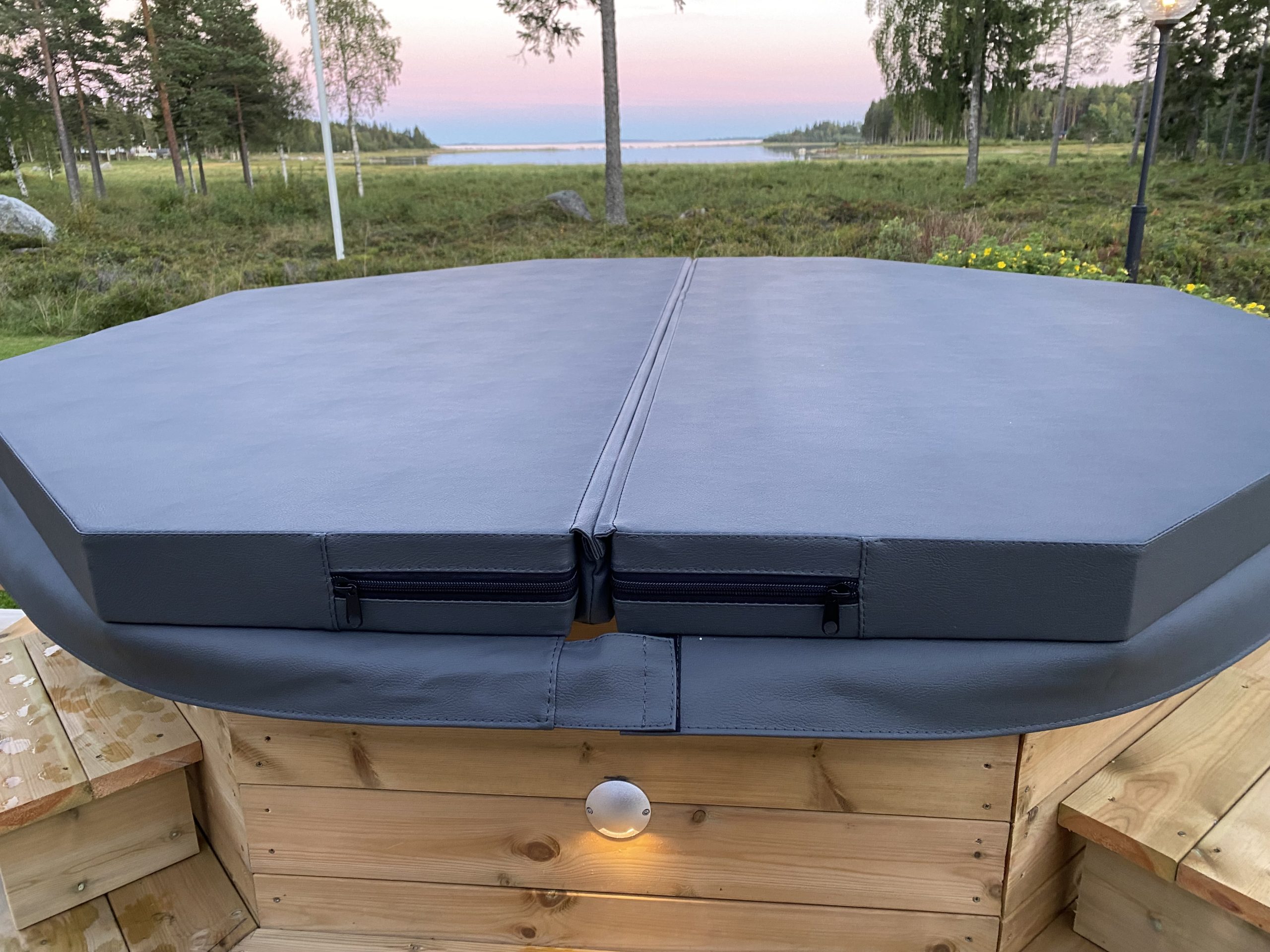 Spabadslock 8-kantigt Isolerat, i konstläder, grått, 2170mm - Bild 3